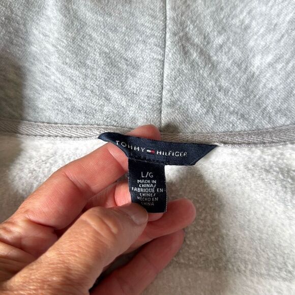 Tommy Hilfiger varsity shawl collar cardigan sweater womens size large gray whit - Picture 6 of 12